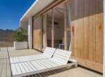 São Vicente: Aquiles Eco Hotel - Sonnenterrasse mit zwei Liegen