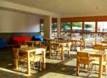 São Vicente: Aquiles Eco Hotel - Frühstücksraum mit kleinen Tischen