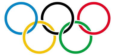 Olympische Ringe auf weißem Hintergrund