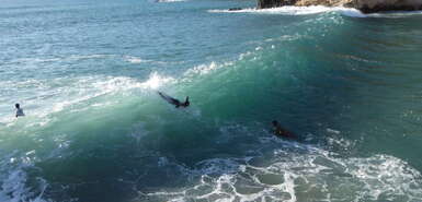 Wellen in der Bucht von Tarrafal